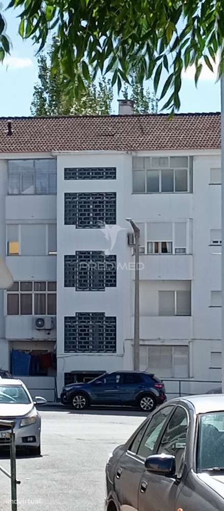 Apartamento T3 remodelado nos Assentos, Portalegre - Grande imagem: 3/4