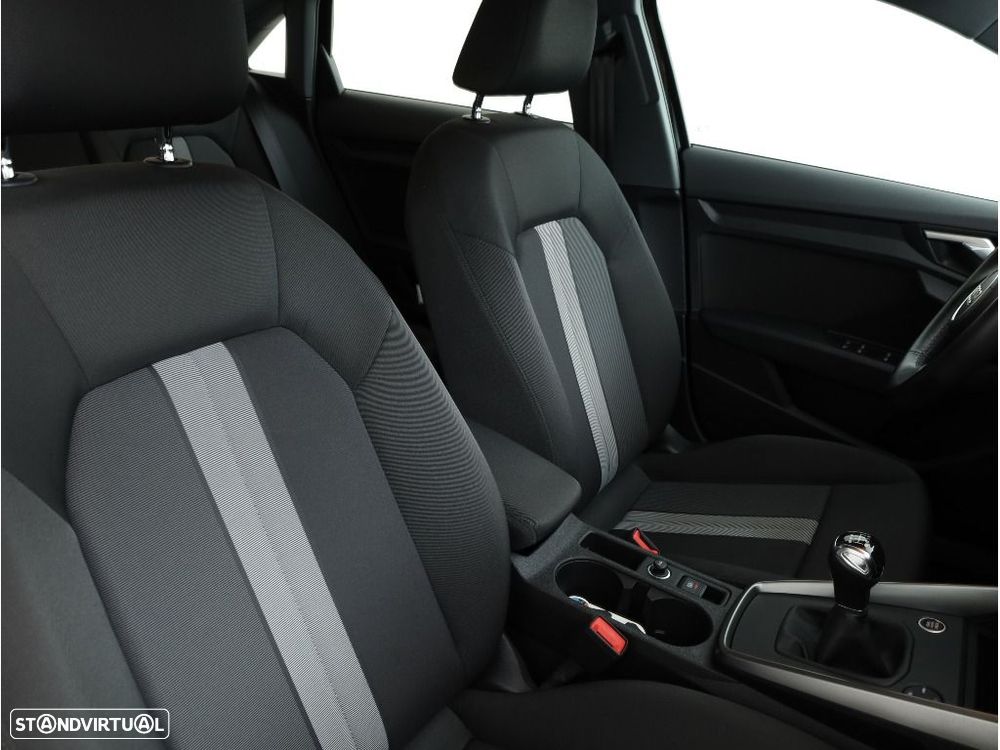 Audi A3 Limousine 30 TDI - 13