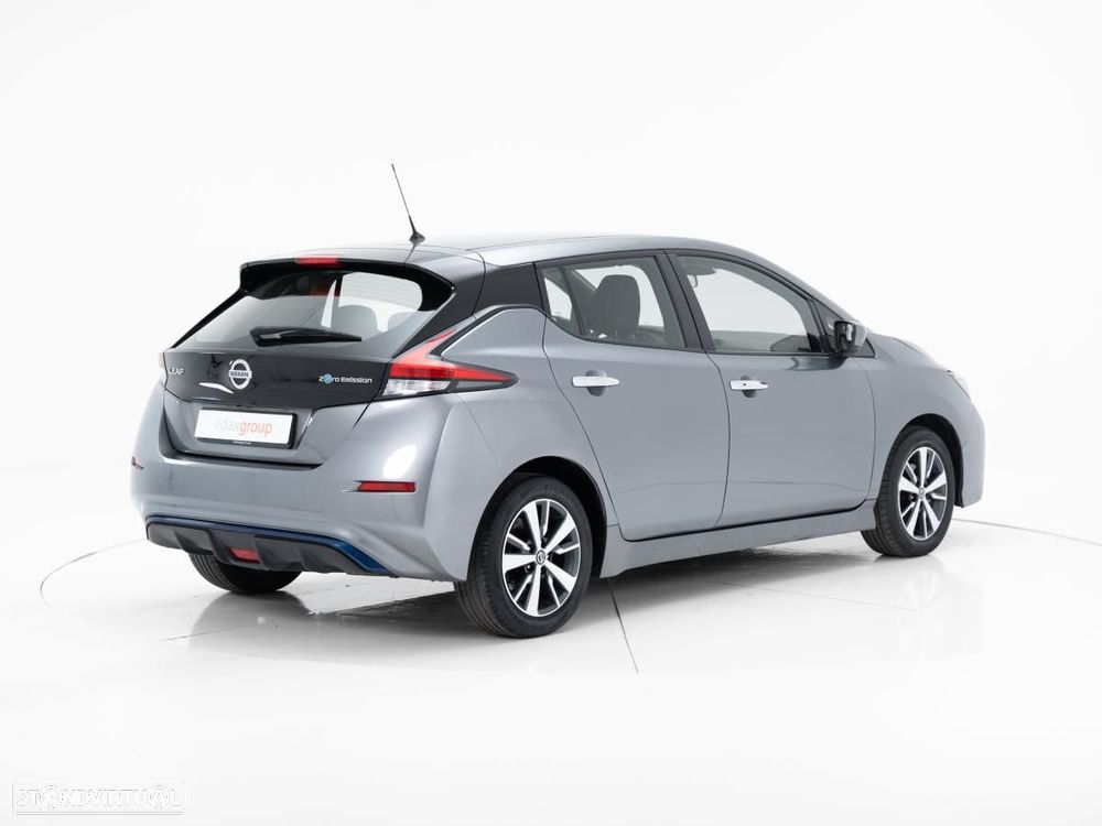 Nissan Leaf - 3