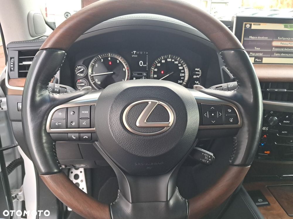 Lexus LX 570 Omotenashi - 5