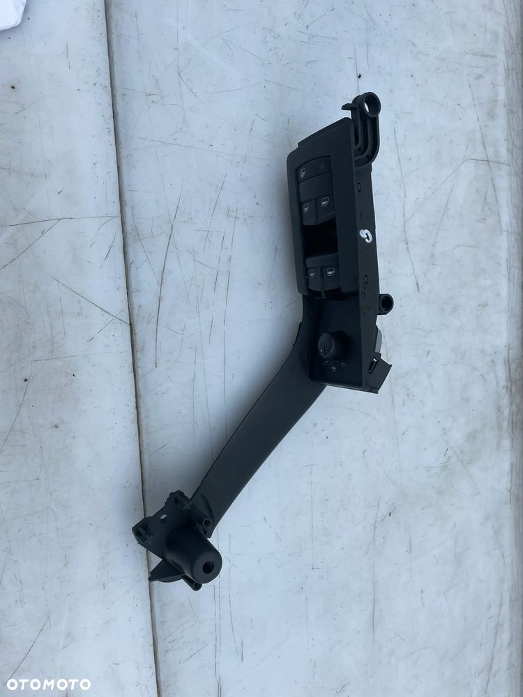 RĄCZKA UCHYWT PANEL PRZEŁĄCZNIKÓW SZYB AUDI A3 8P 5D 8P4959521 8P4959521F - 2