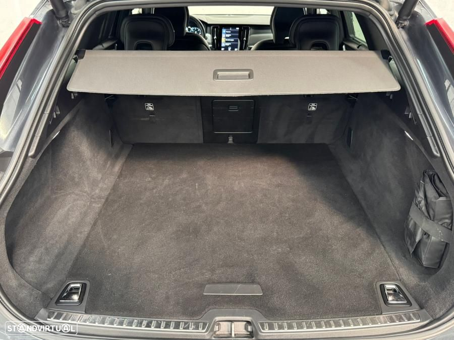 Volvo V90 2.0 D4 R-Design Geartronic - 42