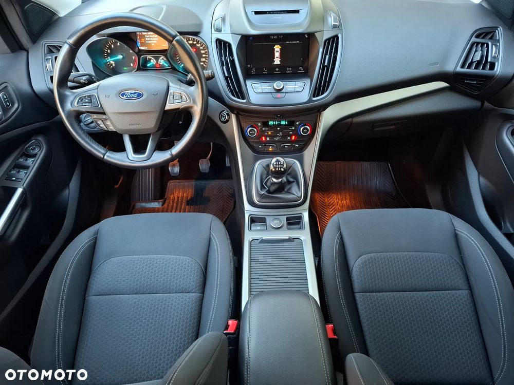 Ford Kuga 1.5 EcoBoost 2x4 Titanium - 8