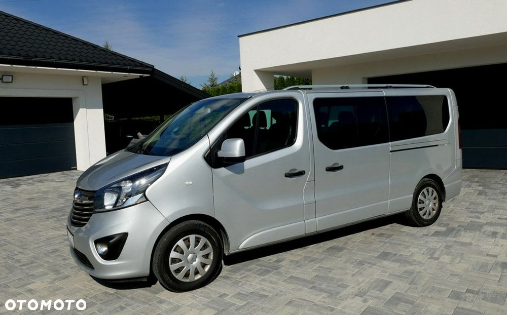 Opel Vivaro - 8
