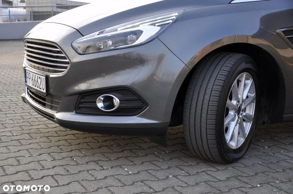 Ford S-Max 2.0 TDCi Titanium - 32