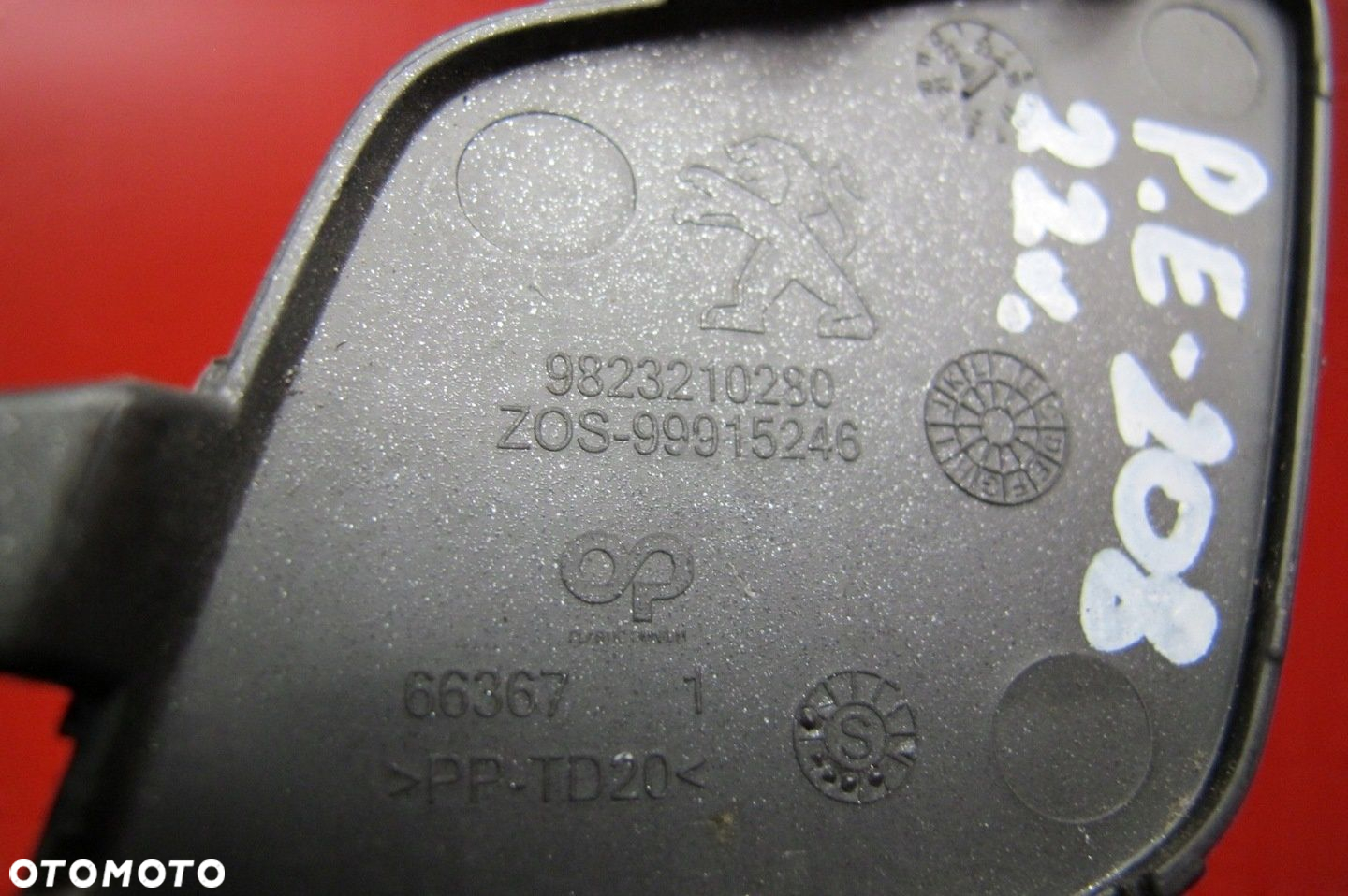 PEUGEOT e208 208 II 2 19- ZAŚLEPKA HAKA ZDERZAKA PRZÓD 9823210280 KCAC - 4