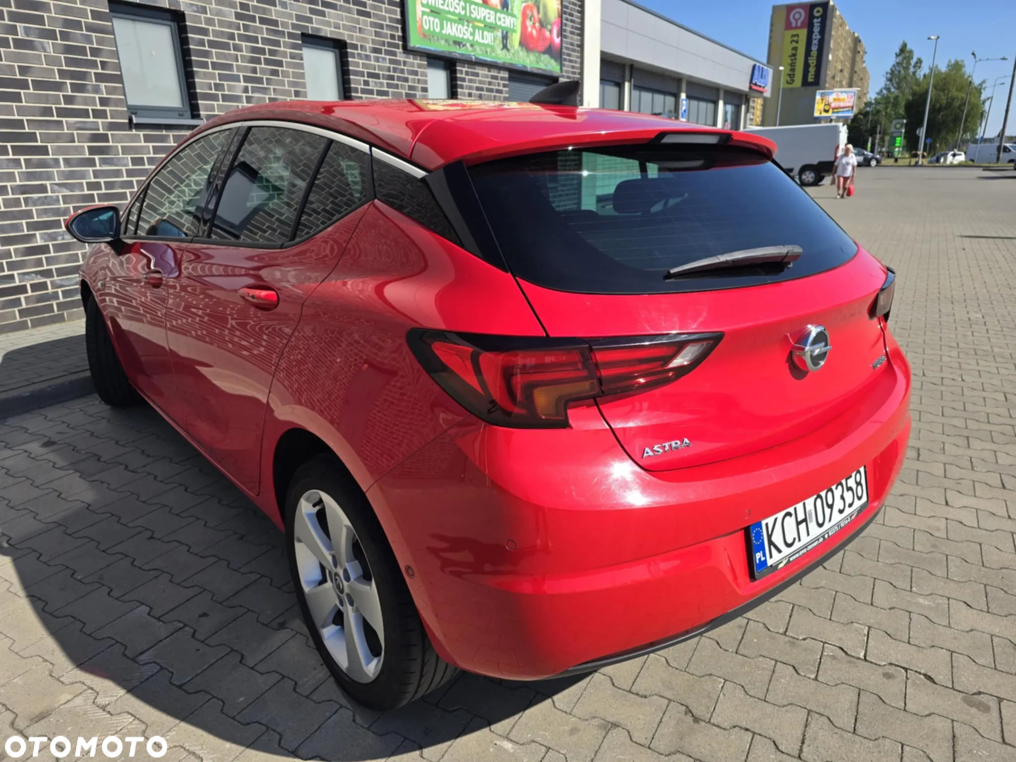 Opel Astra 1.4 Turbo Innovation - 13