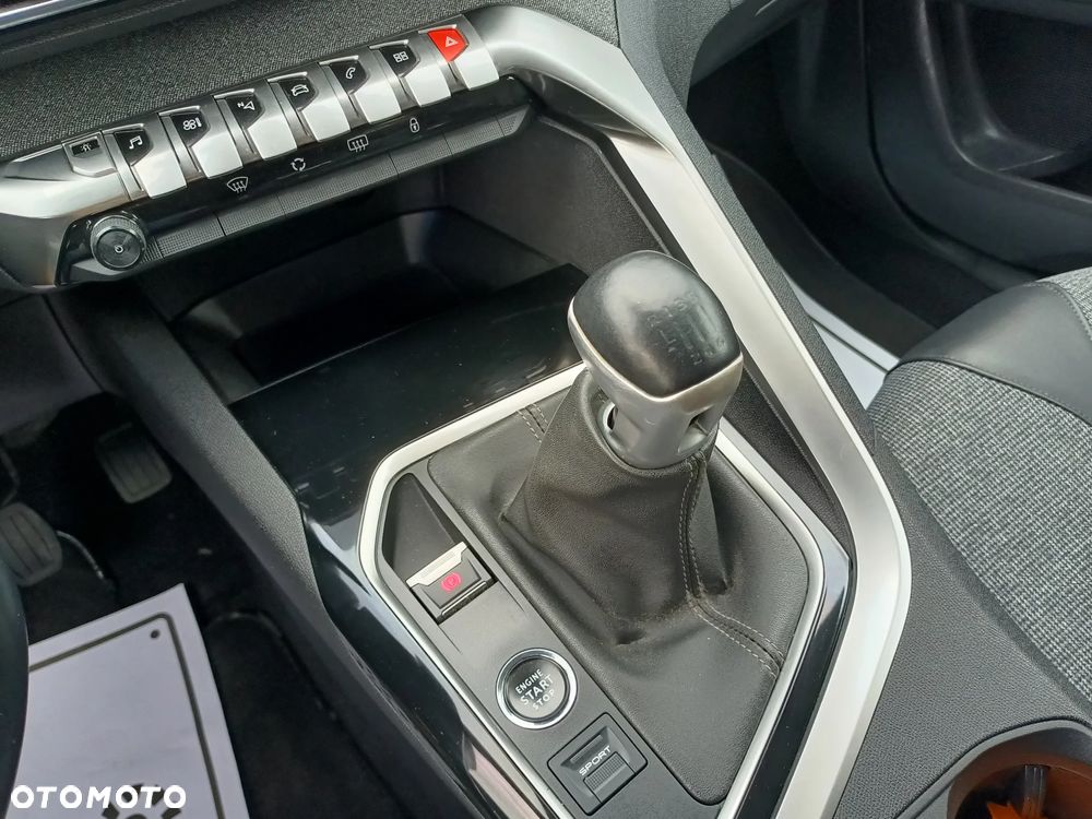 Peugeot 3008 PureTech 130 Stop & Start Allure - 31