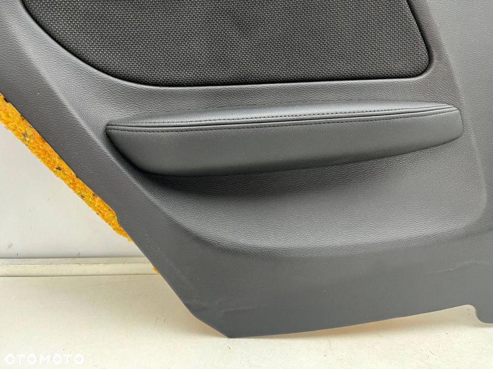 Tapicerka BMW E81 3Drzwi E82 Coupe M-pakiet 04-11r. lewy prawy tylny boczek tył KOMPLET - 6