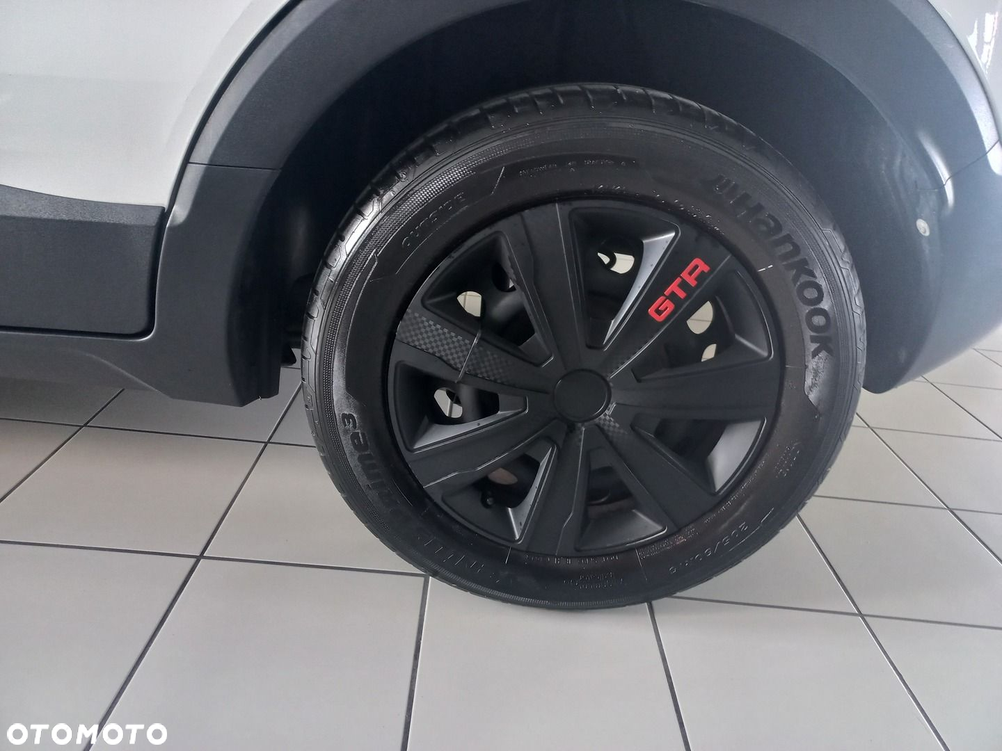 Opel Crossland X 1.2 T Enjoy S&S - 8