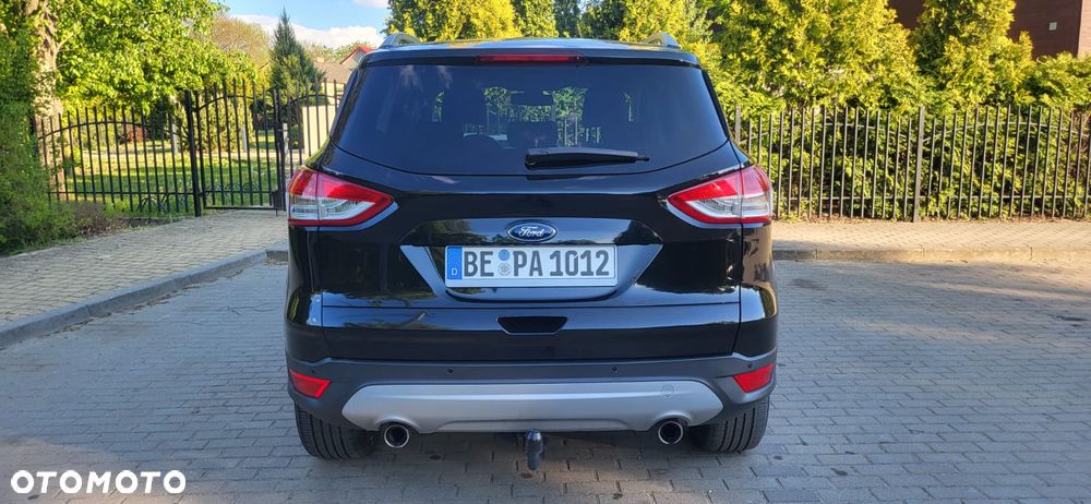 Ford Kuga 1.6 EcoBoost 2x4 Titanium - 5