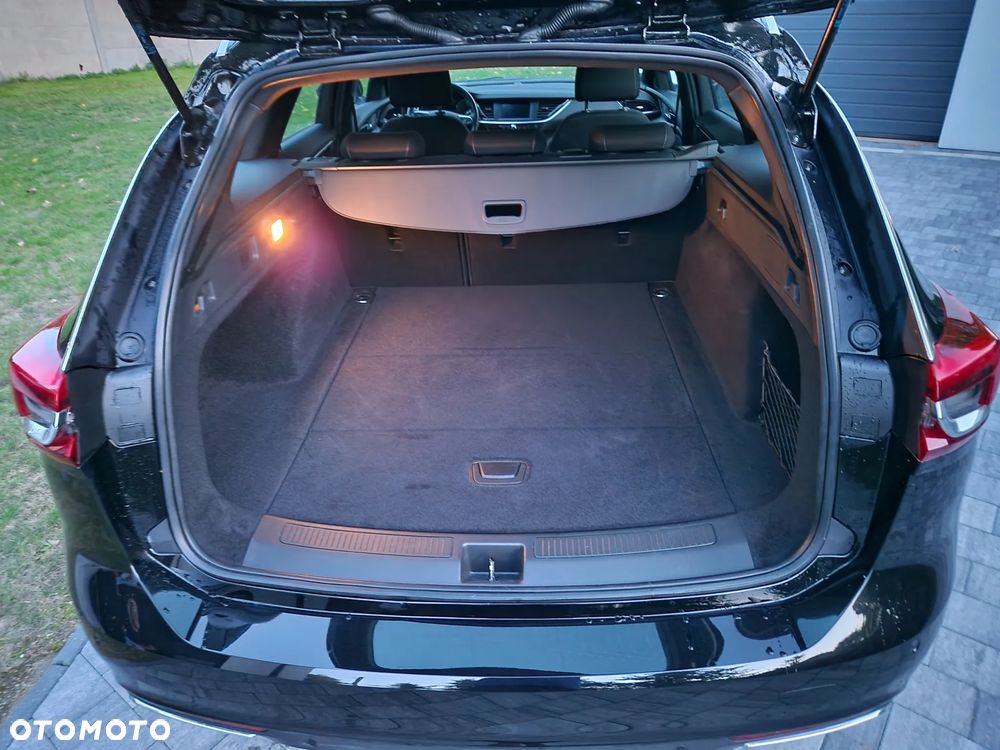 Opel Insignia - 8