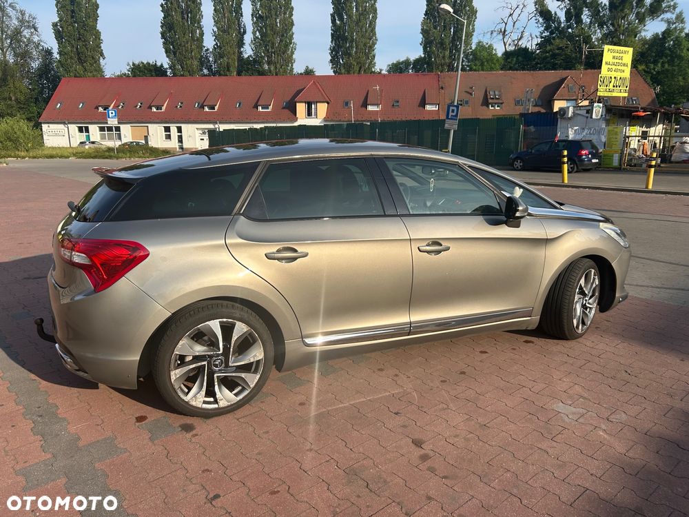 Citroën DS5 1.6 THP Chic - 3