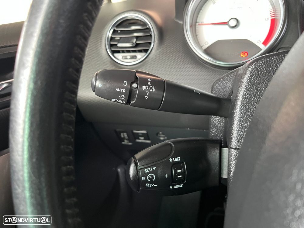 Peugeot 308 SW 1.6 e-HDi Allure CVM6 - 20