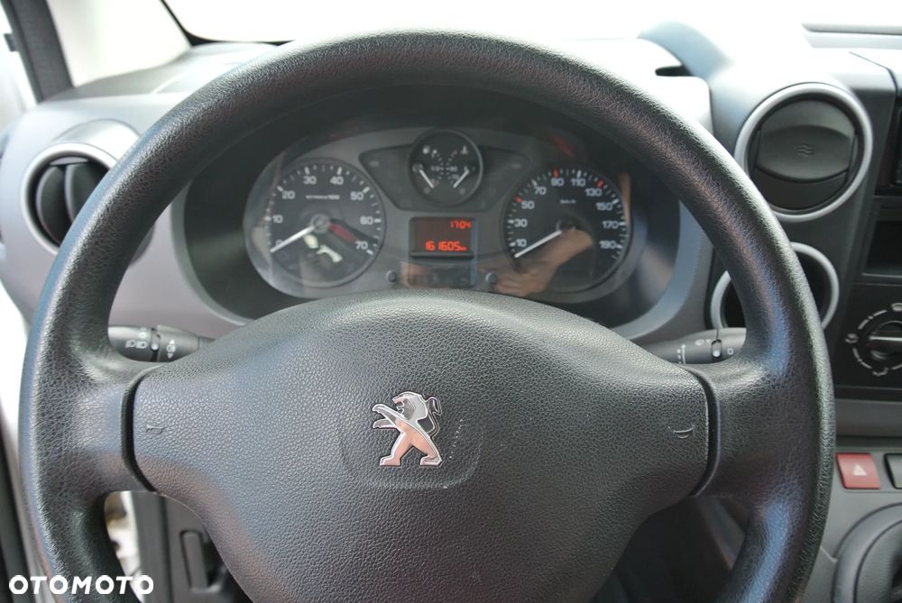 Peugeot PARTNER - 11