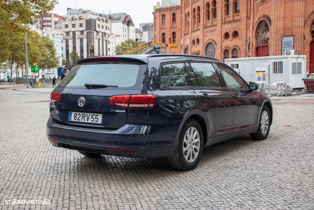 VW Passat Variant 1.6 TDI Confortline - 23