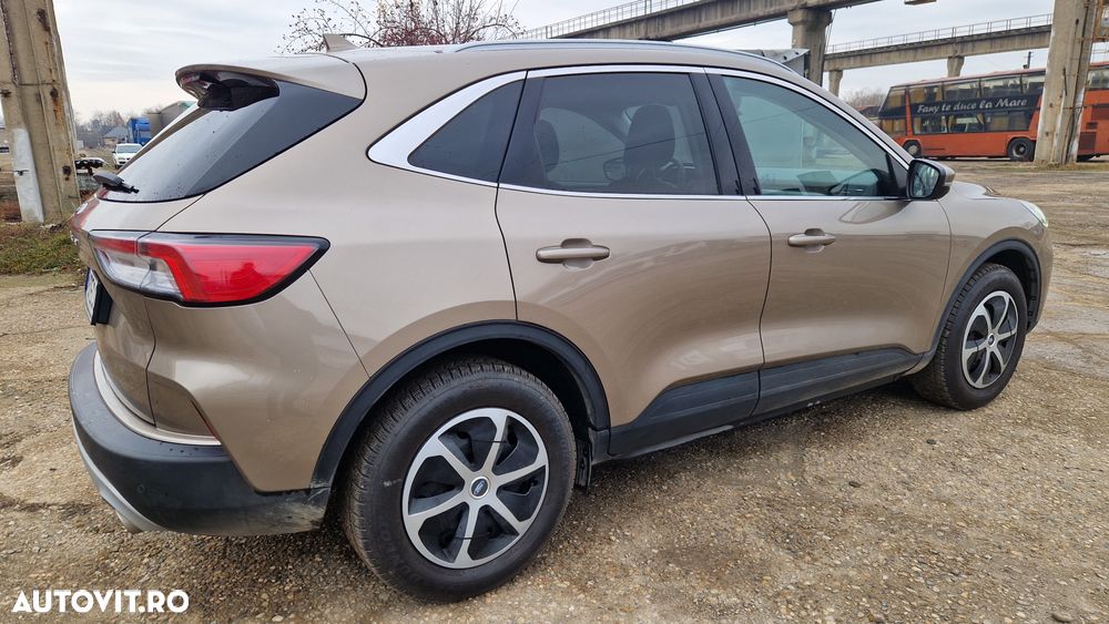 Ford Kuga 1.5 EcoBoost 2WD Titanium - 3