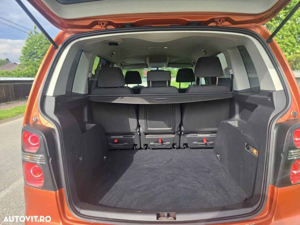 Volkswagen Touran 1.9 TDI DPF Cross - 12