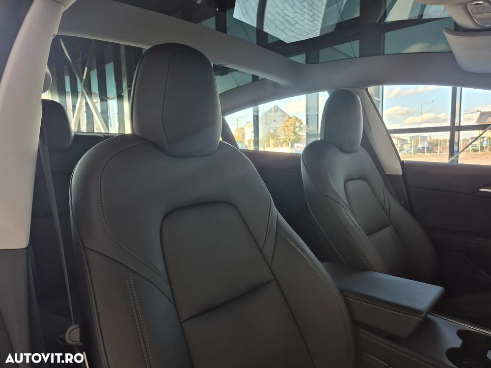 Tesla Model 3 Standard Reichweite Plus Hinterradantrieb - 12