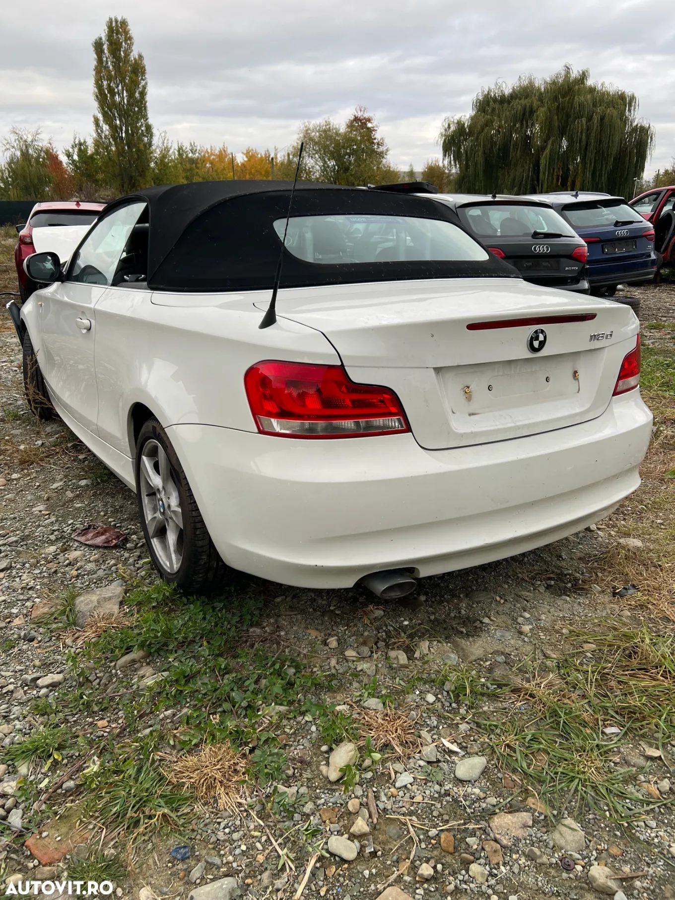 Dezmembrez BMW Seria 1 E88 cabrio - 1