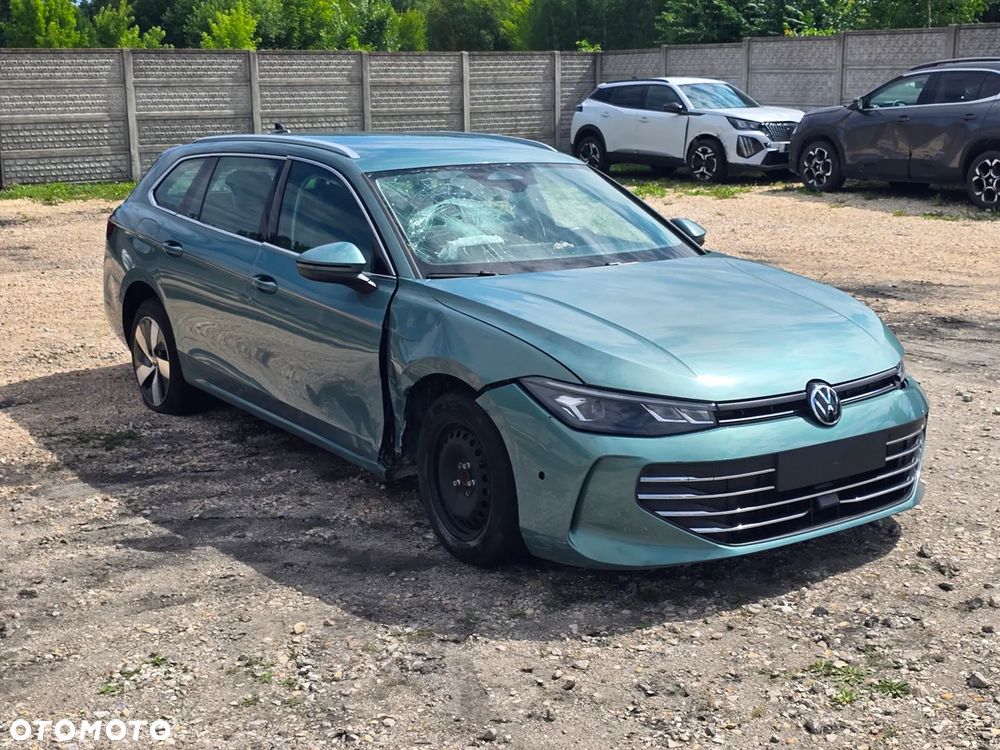 Volkswagen Passat 2.0 TDI EVO Essence DSG - 13
