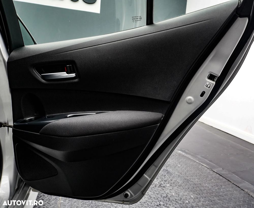 Toyota Corolla 1.8 HSD Dynamic - 24