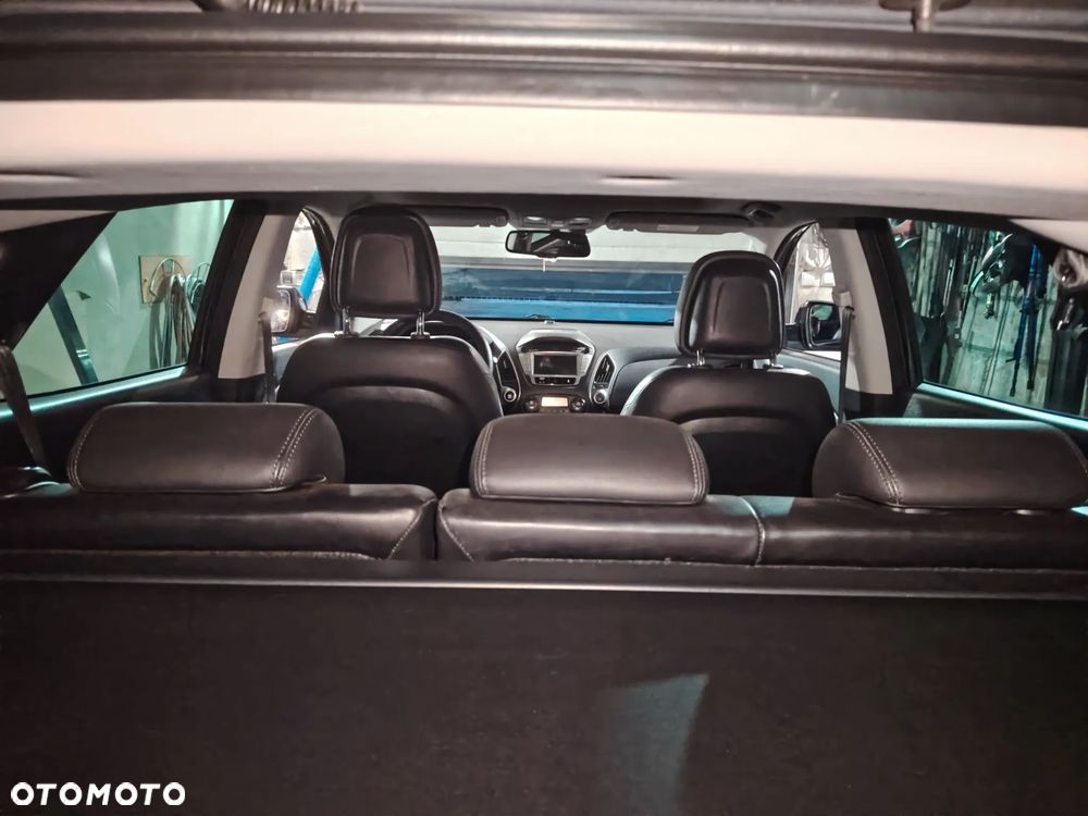 Hyundai ix35 2.0 Premium 2WD - 12