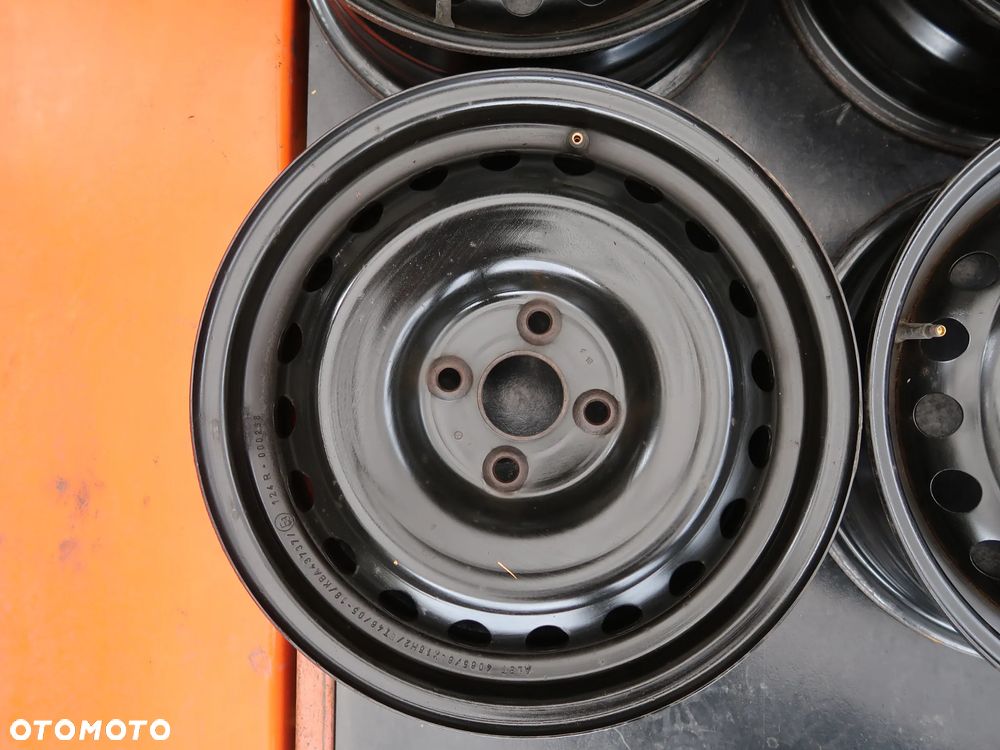 Felgi stalowe Hyundai I10 I20 Yaris Stonic  4x100 15'' - 4