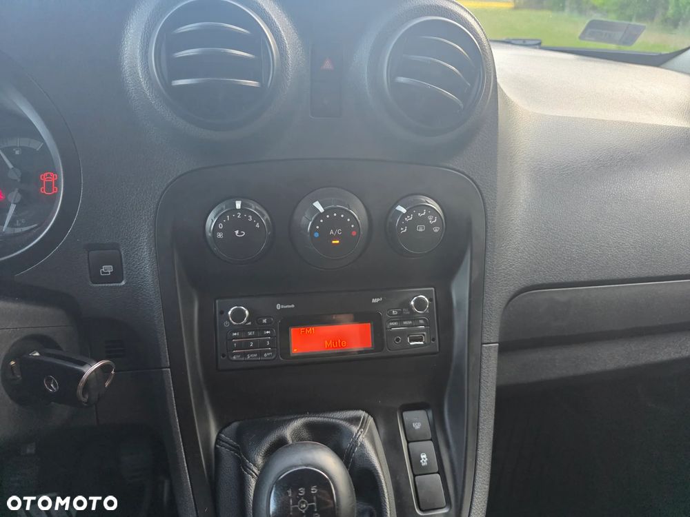 Mercedes-Benz CITAN - 16