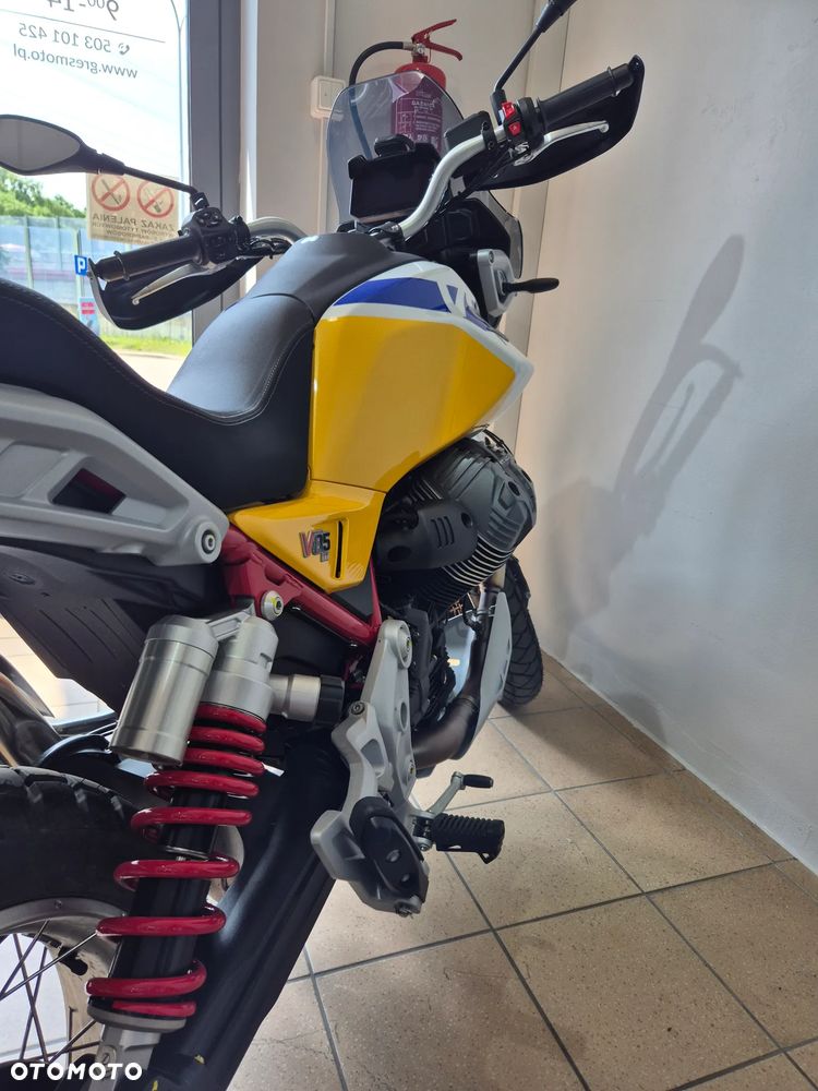 Moto Guzzi V85 - 7