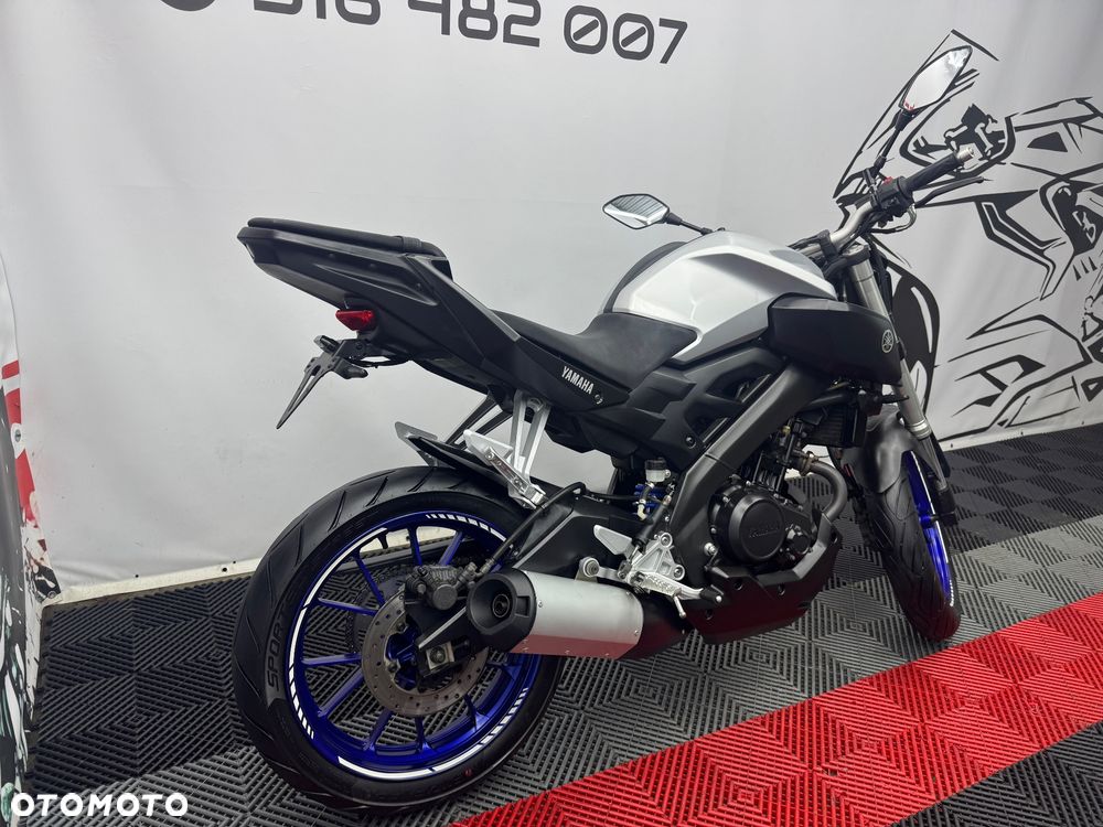 Yamaha MT - 4