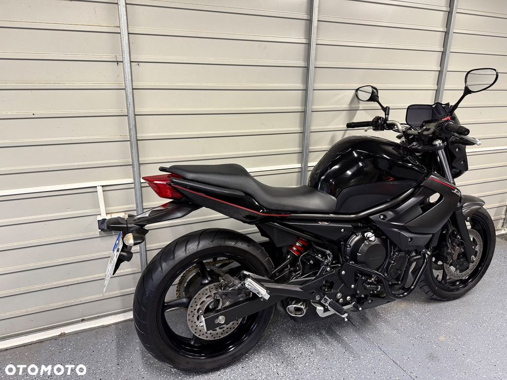 Yamaha XJ - 3