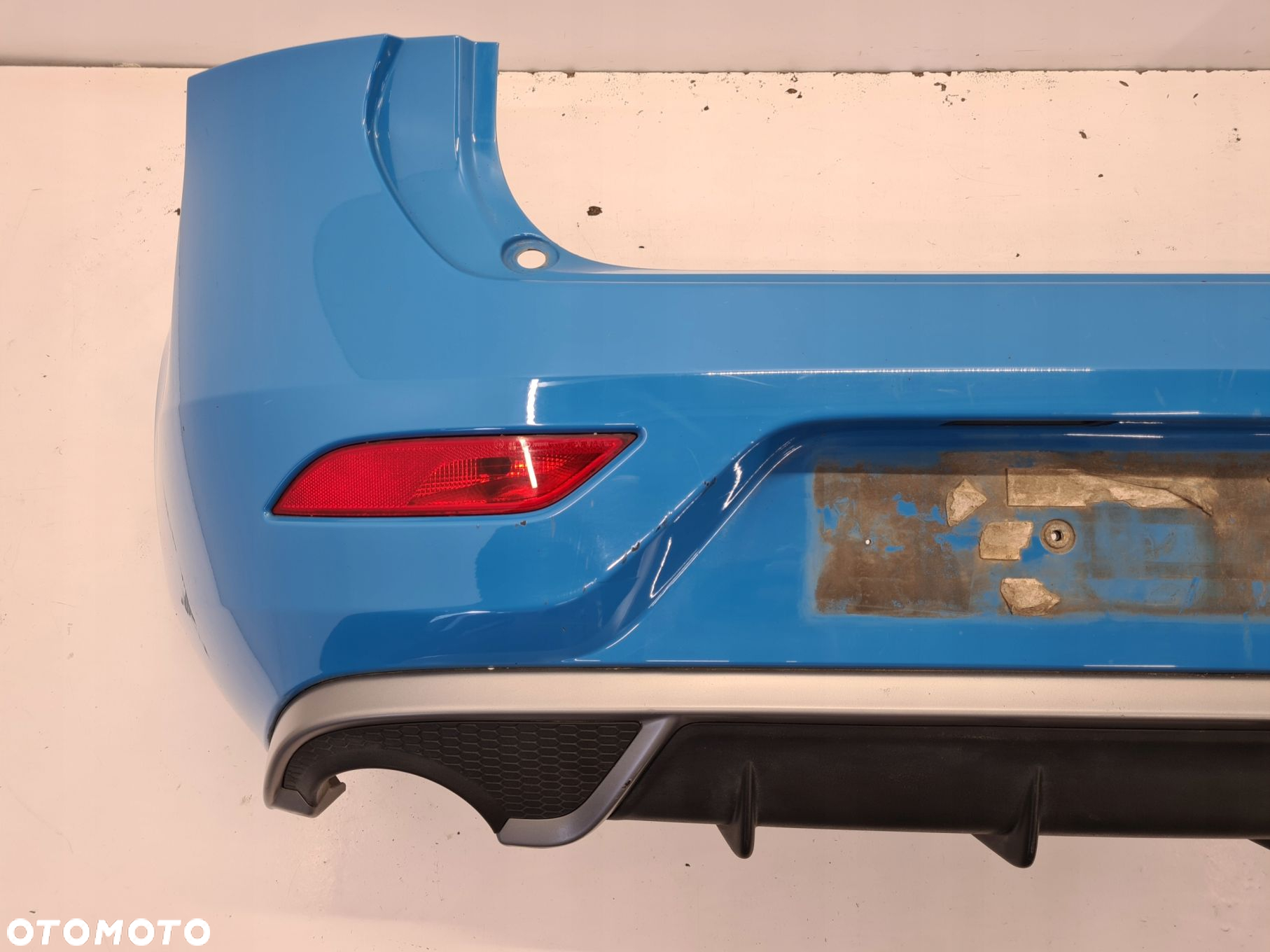 VOLVO V40 II R-DESIGN 12- ZDERZAK TYLNY TYŁ 619-16 - 3