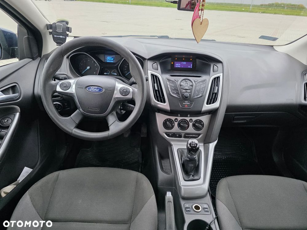 Ford Focus - 14