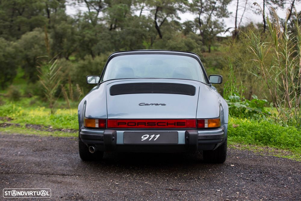 Porsche 911 Série F - 15