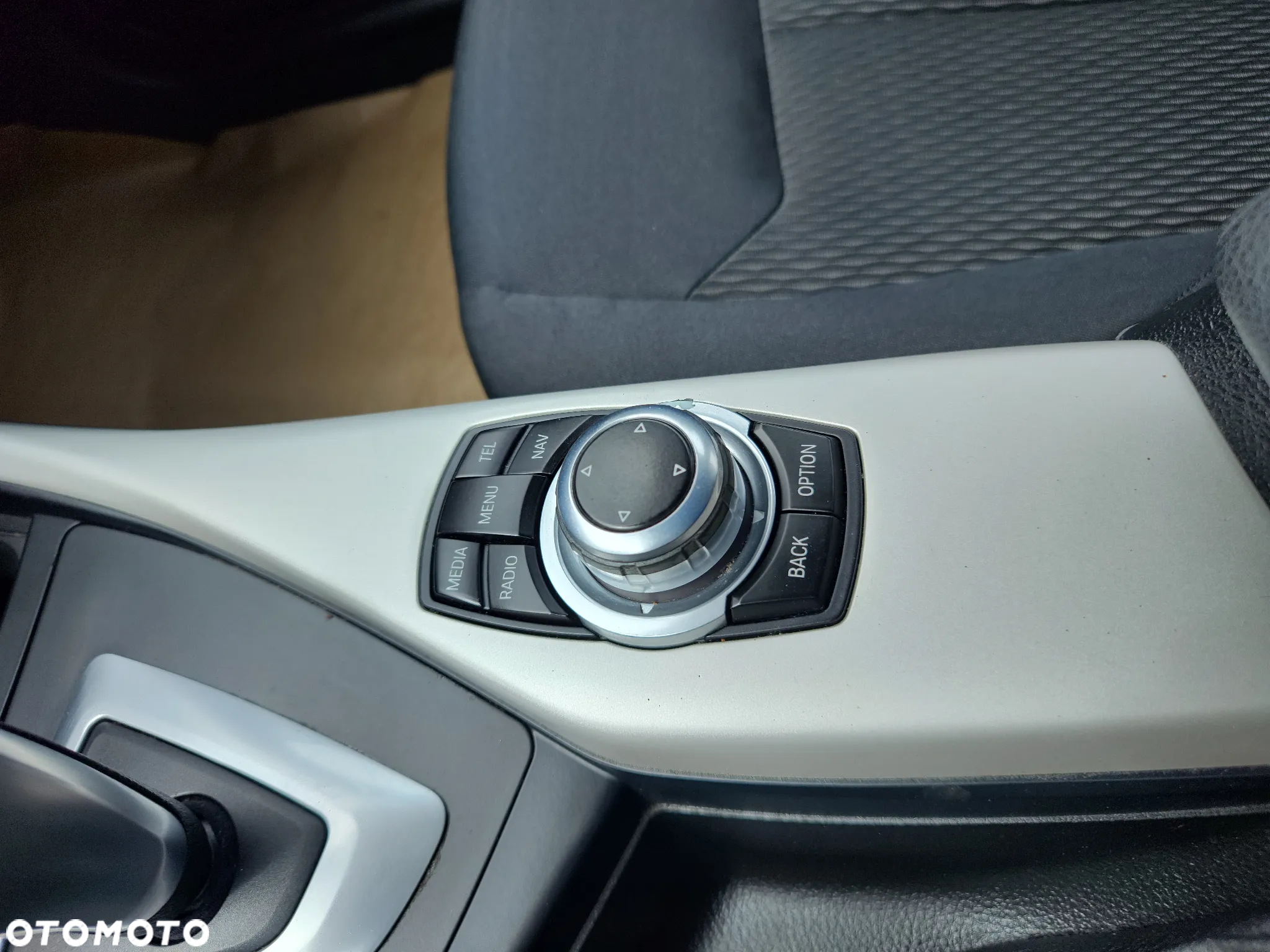 BMW Seria 1 116d - 27