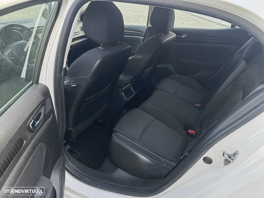 Renault Mégane 1.5 dCi Zen - 7