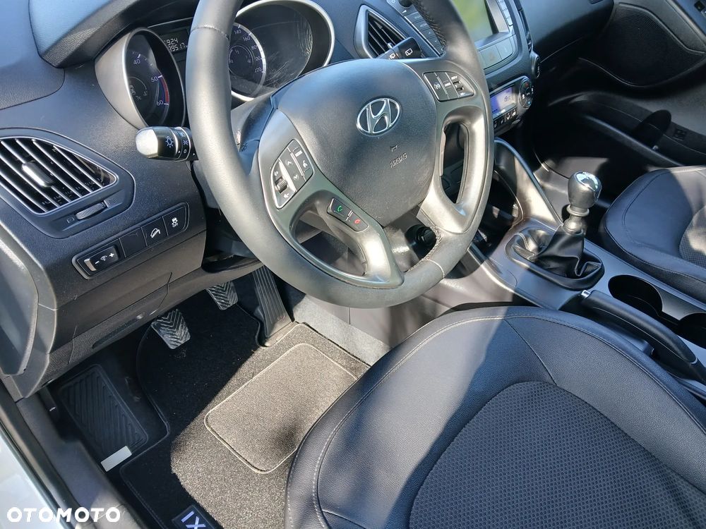 Hyundai ix35 1.7 CRDi 2WD blue Style - 10