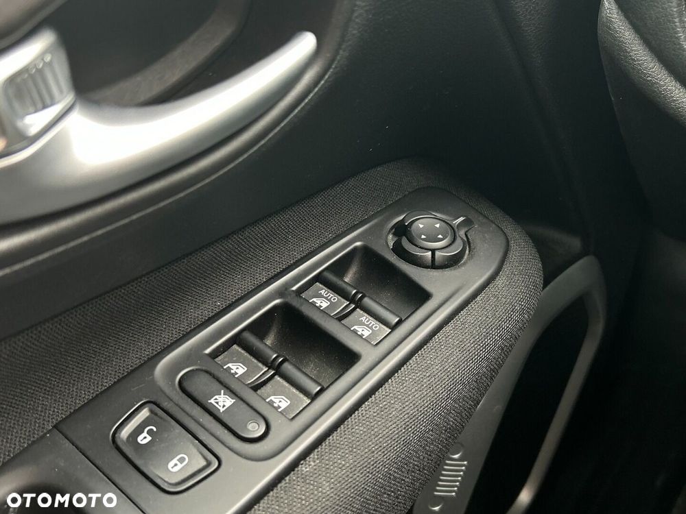 Jeep Renegade 1.0 GSE T3 Turbo Longitude FWD S&S - 25