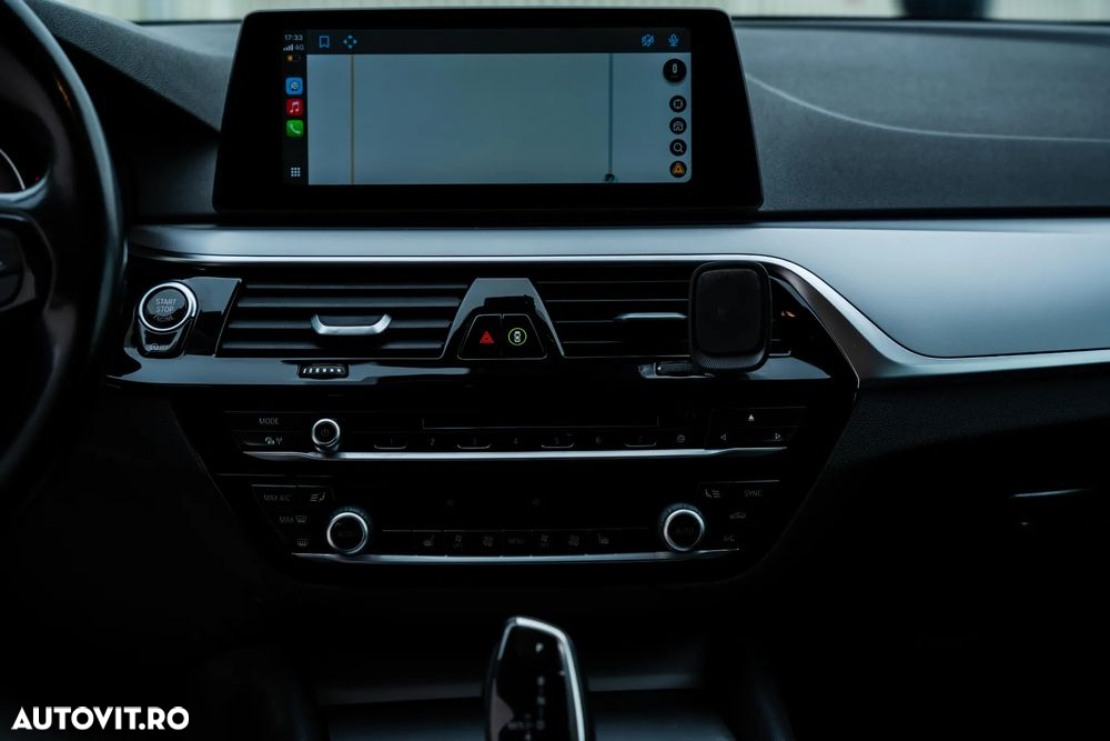 BMW Seria 5 520d Aut. - 19