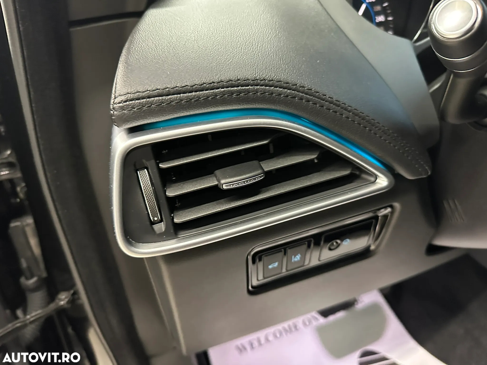 Jaguar F-Pace 20d AWD Aut. Portfolio - 33