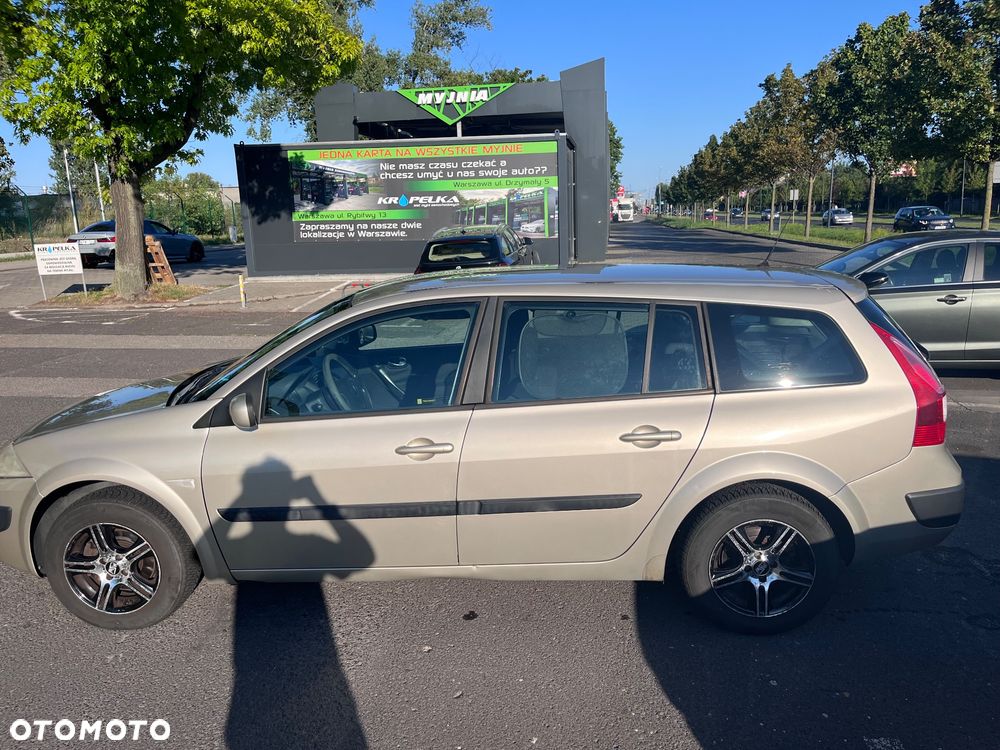 Renault Megane 1.4 16V Authentique - 8