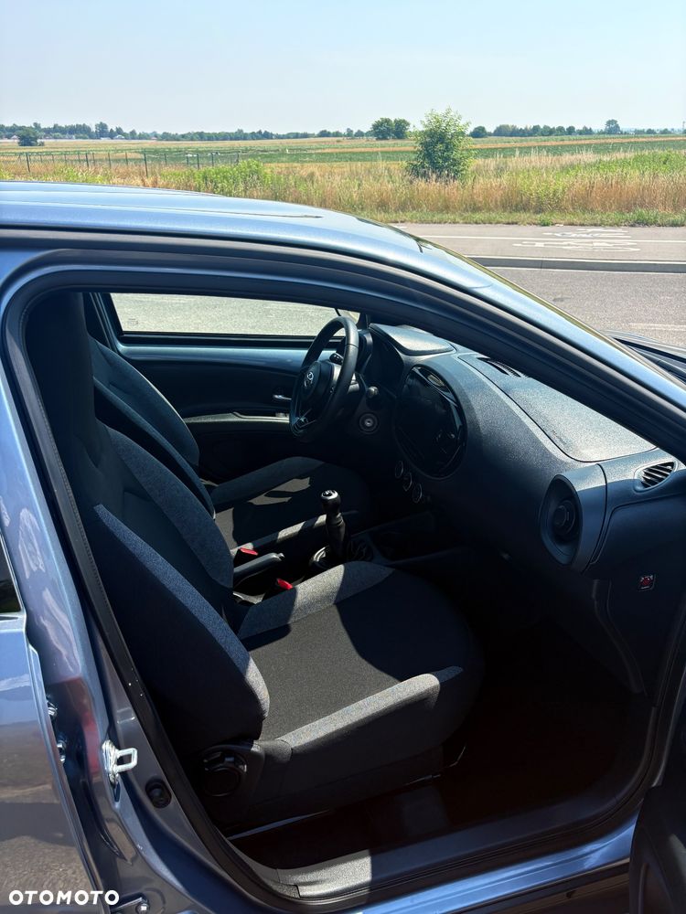 Toyota Aygo x - 20