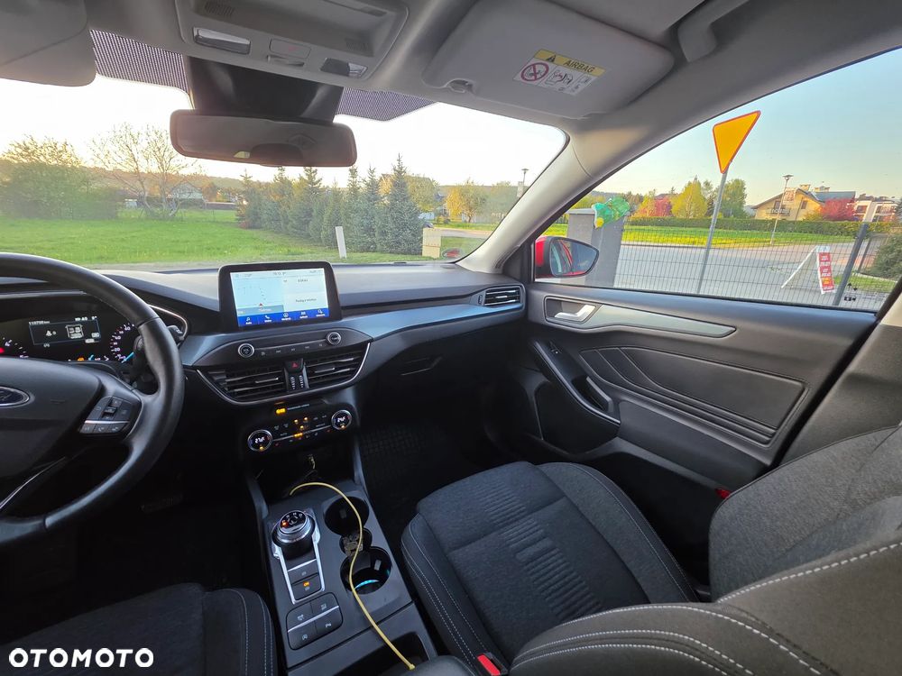 Ford Focus Turnier 2.0 EcoBlue Start-Stopp-System ACTIVE X - 16