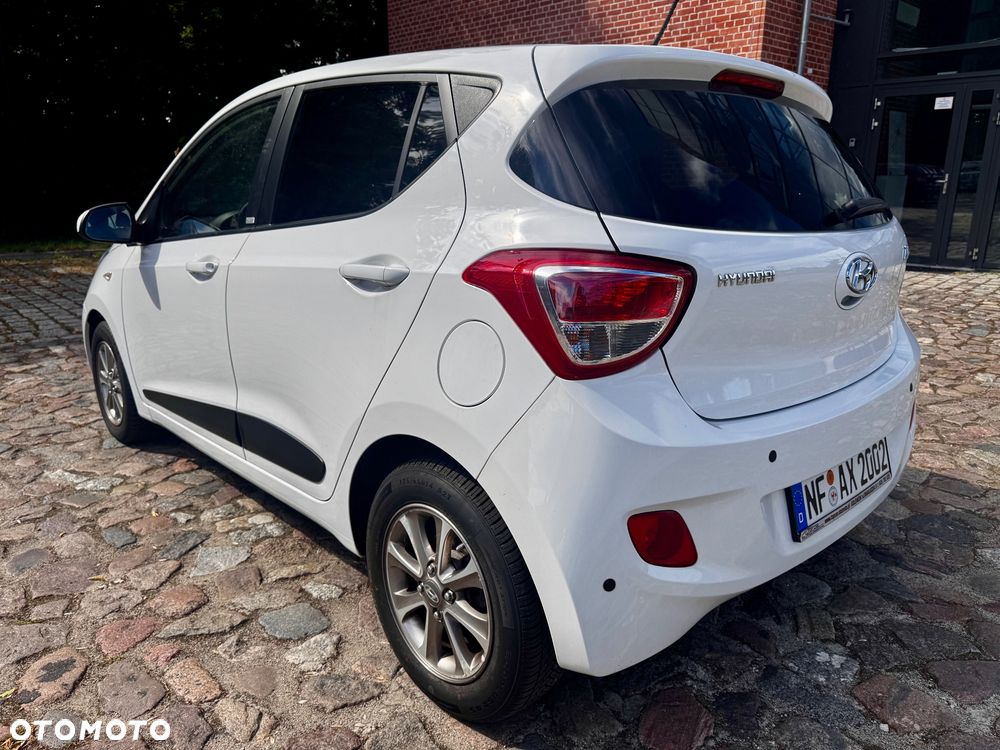Hyundai i10 1.2 Passion - 4
