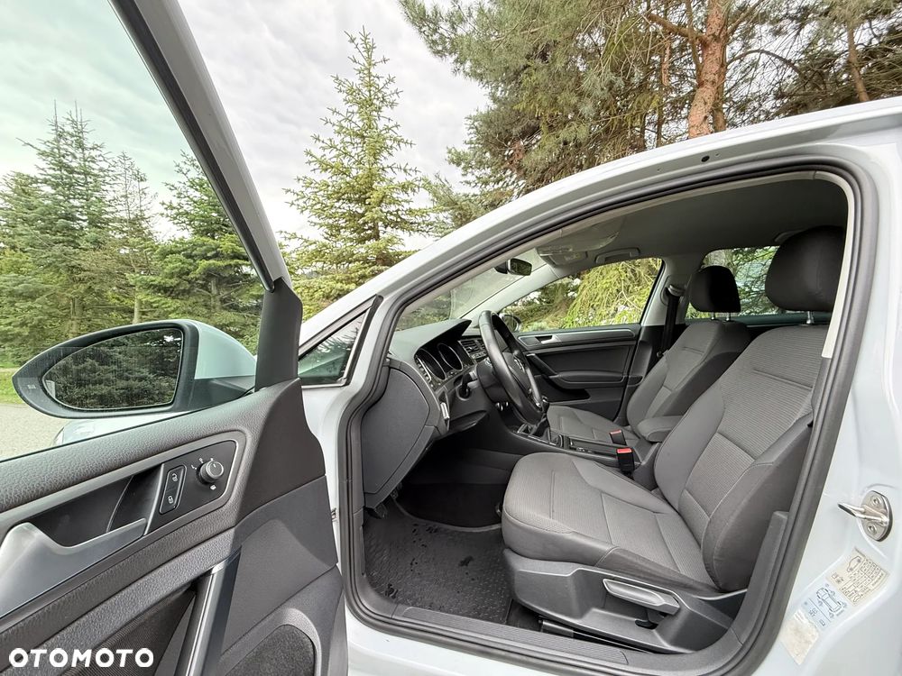 Volkswagen Golf 1.6 TDI BMT Comfortline - 14