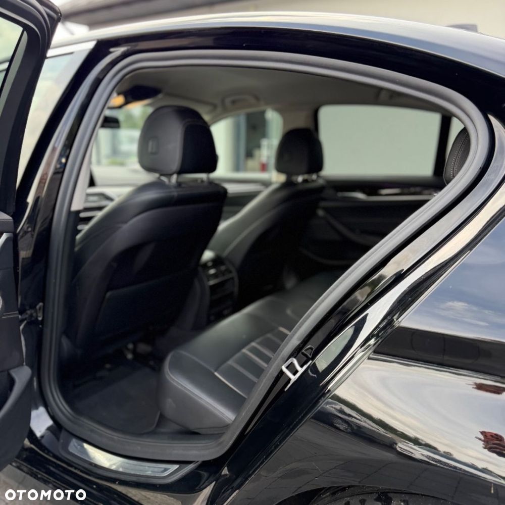 BMW Seria 5 - 21