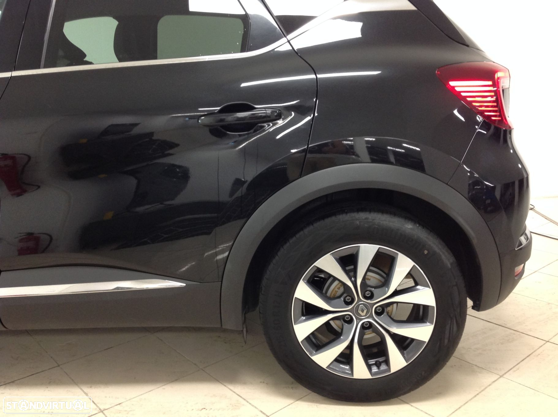 Renault Captur 1.0 TCe Exclusive - 23