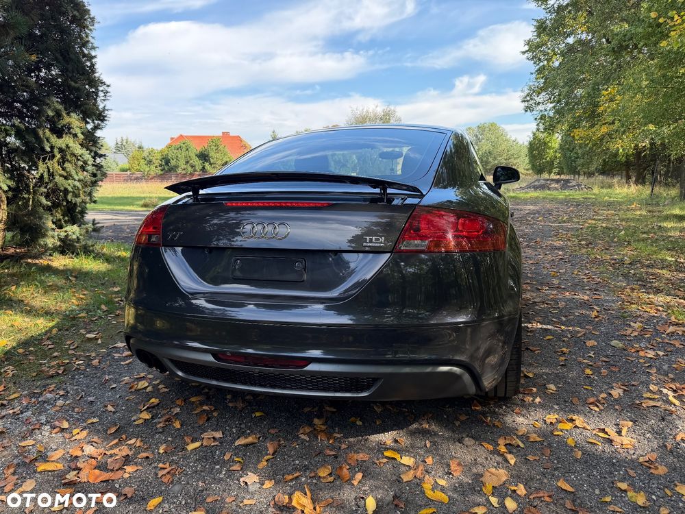 Audi TT Coupé - 8