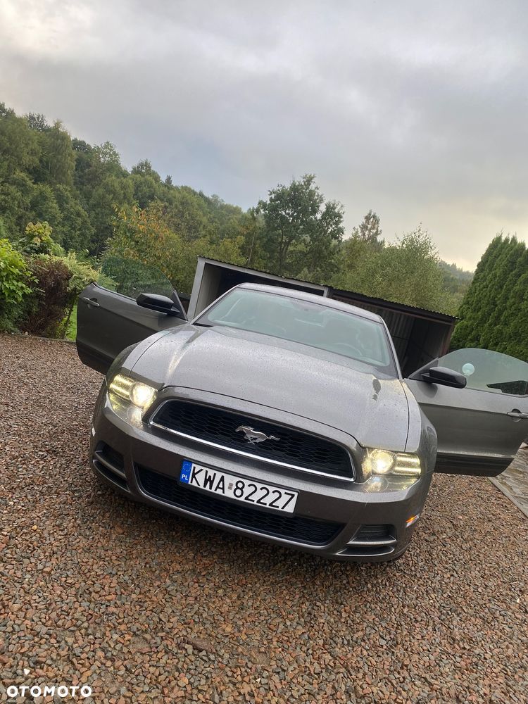 Ford Mustang 3.7 V6 Premium - 1